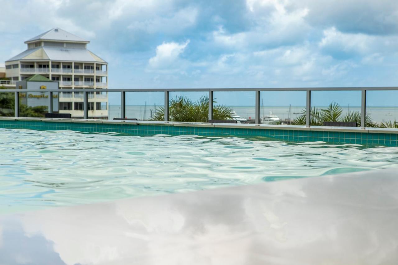 Apartamento Cairns Waterfront Luxury At Harbourlights Exterior foto