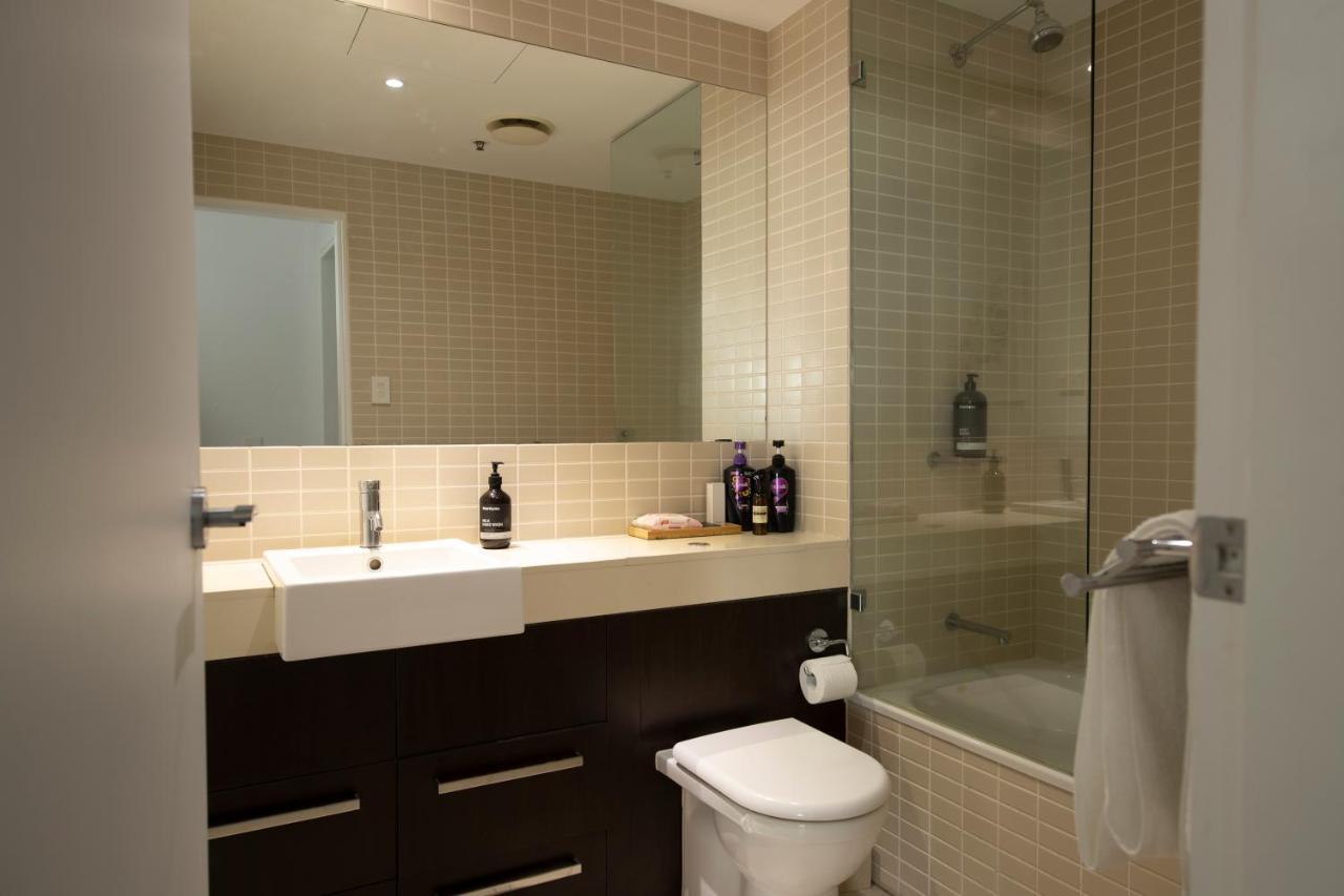 Apartamento Cairns Waterfront Luxury At Harbourlights Exterior foto